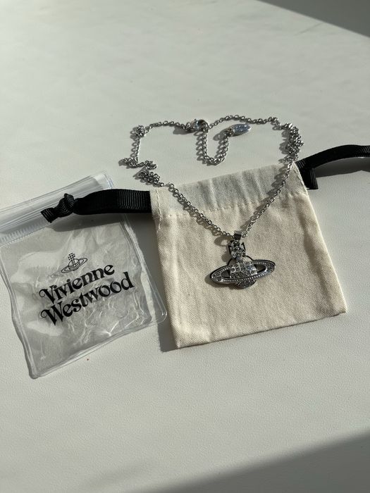 Кулони Vivienne Westwood Bas Relief Pendant