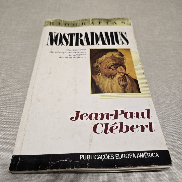 Livro  Biografias NOSTRADAMUS