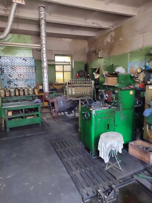 Продам  виробничо складськi примiщення Пр-т Миру 243. м.Чернiгiв