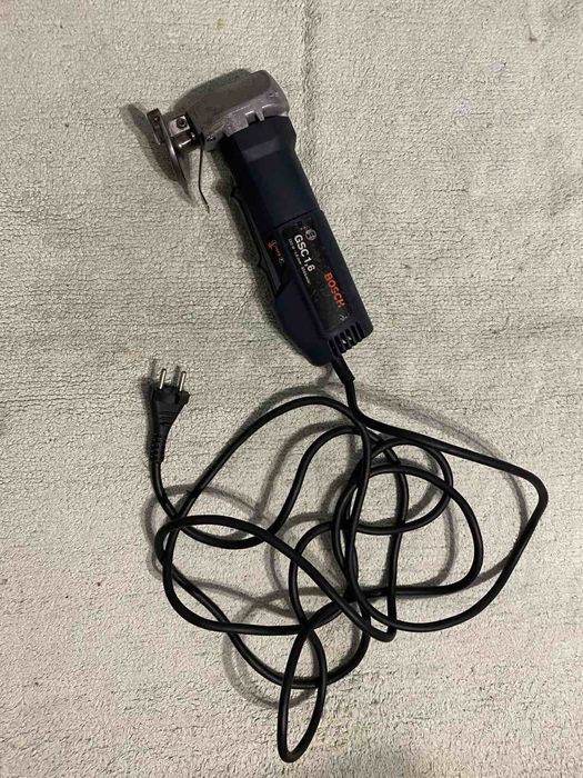 Германия ! Листовые ножницы по металлу Bosch GSC 160