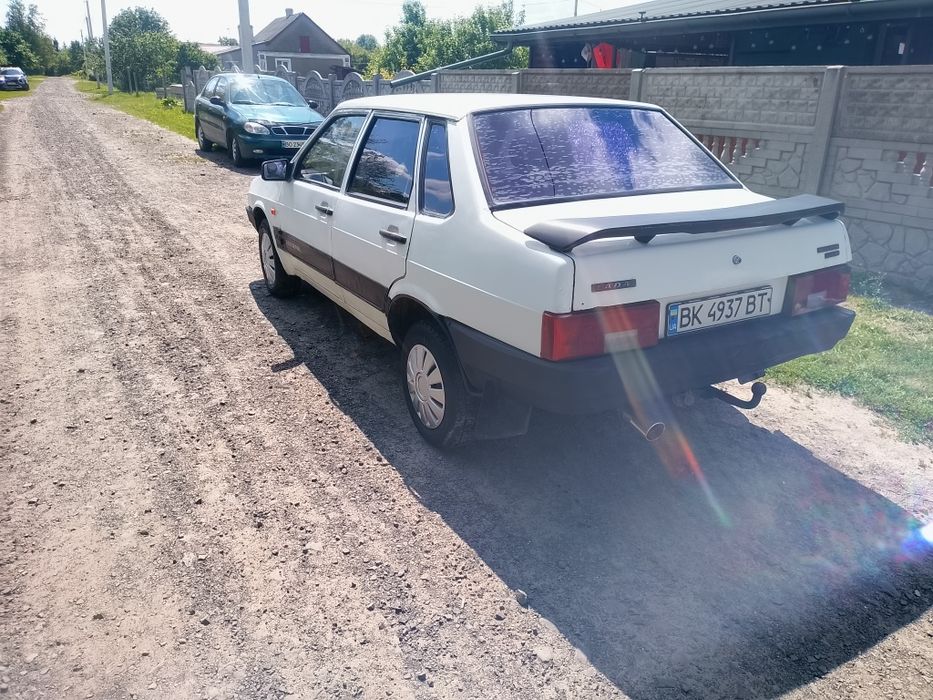 Продам ВАЗ 21099 1,5 бензин