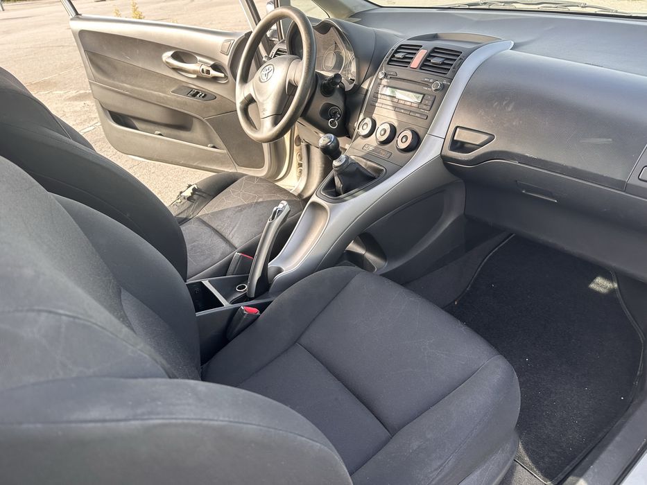 Toyota Auris d4d comercial