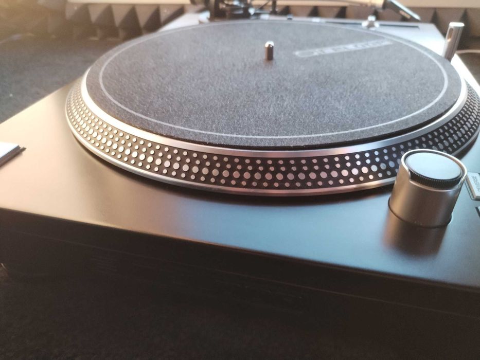 Gramofon Reloop RP 7000 Mk2 - Stan idealny