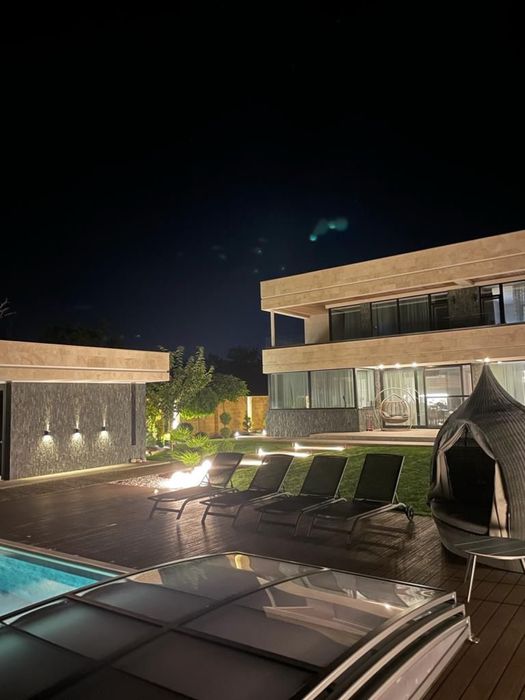 Сосновый Берег,  дом с бассейном 434м, прямой вид на море