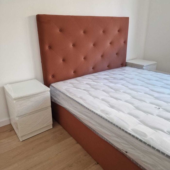 Camas de Casal Estofadas de Luxo 199€ Disp. em Várias Cores! 190x140m!