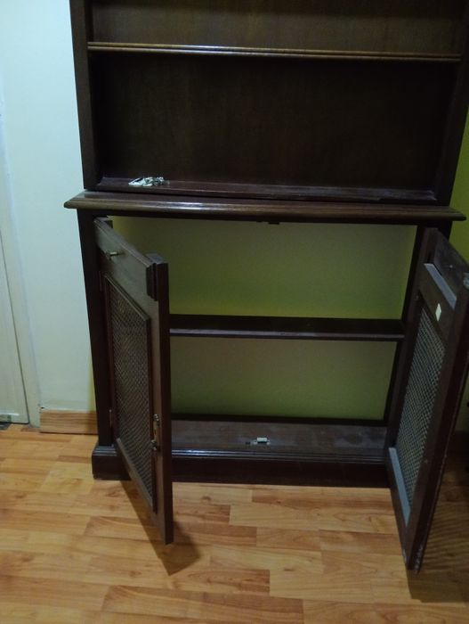 Móvel de Hall em madeira