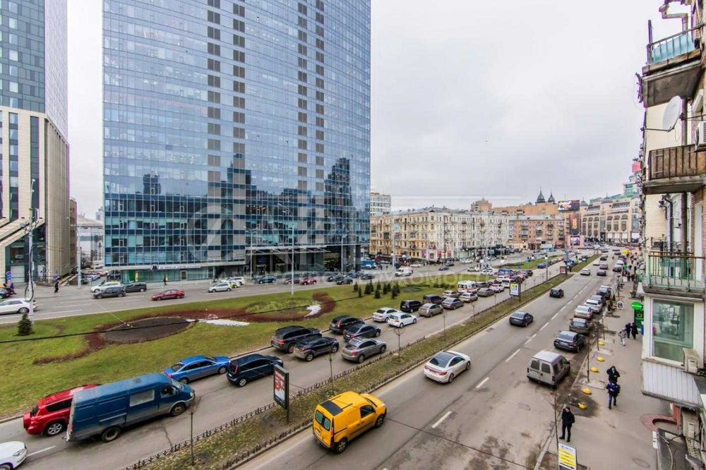 Продаж квартири, вул. Басейна, Печерськ