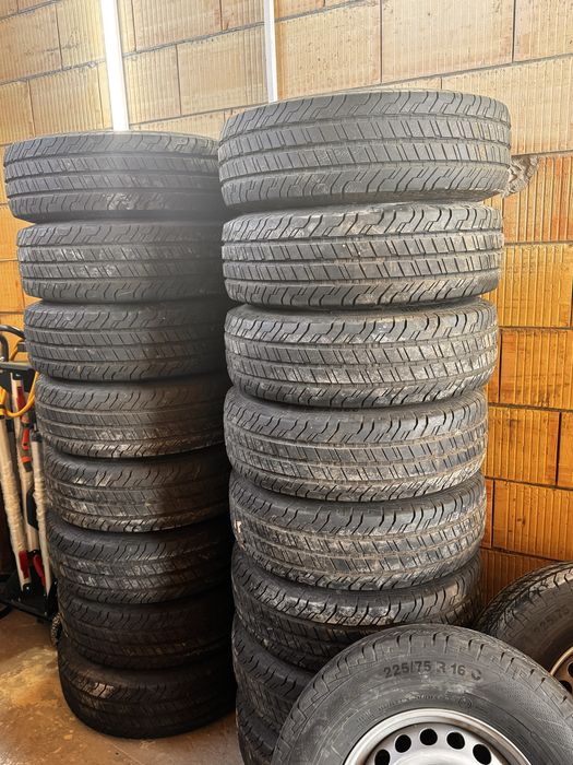 Літня резина на дисках Continental ContiVanContact 100  225*75 R16C