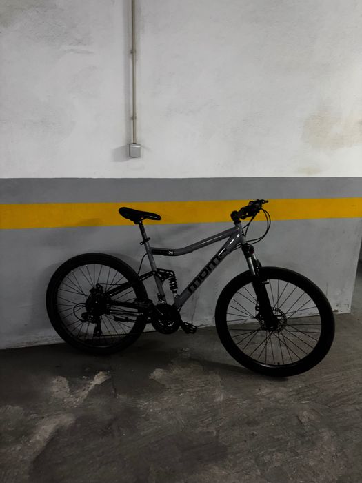 Vendo ou troco Bicicleta MomaBikes rock FS 26’