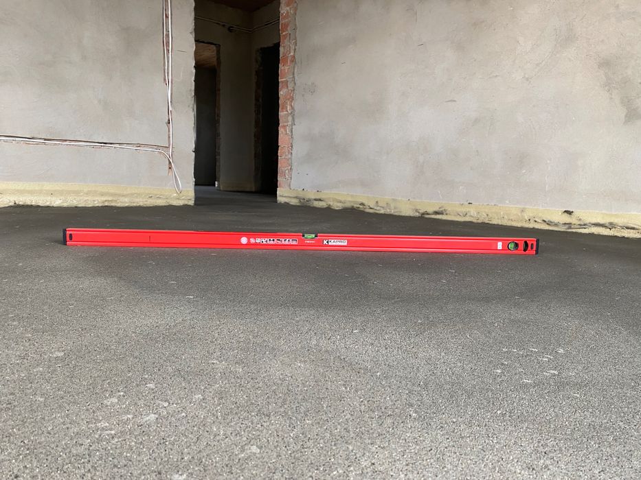 Стяжка підлоги, напівсуха стяжка