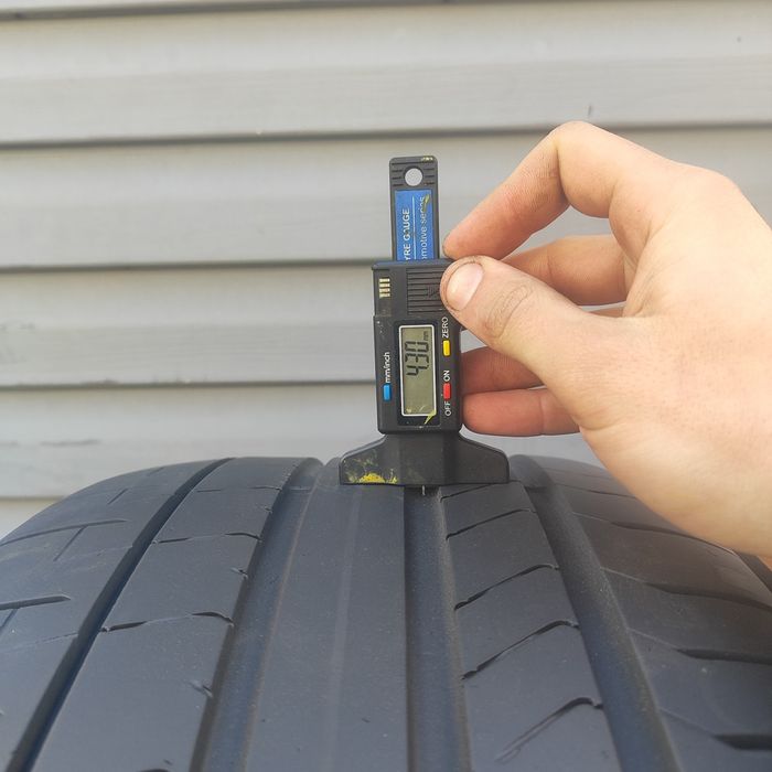 Пара літніх шин  Pirelli 275/40 R20 275*40 20 P Zero 002072