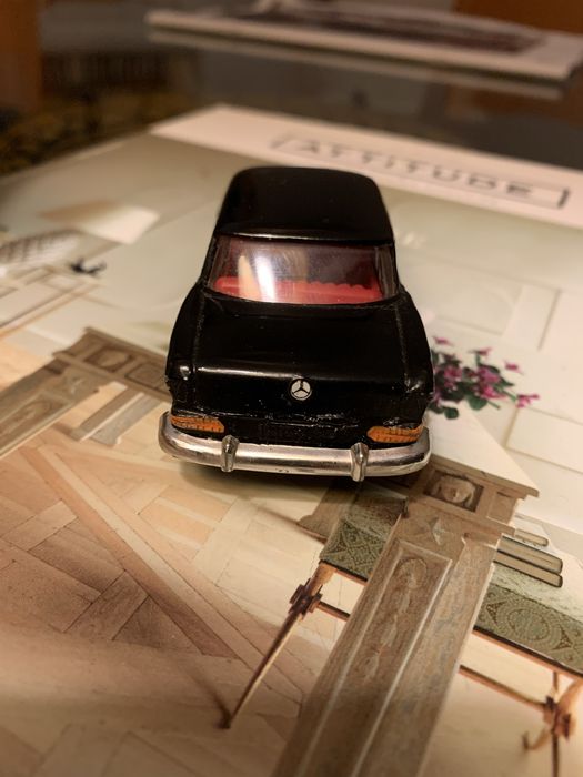 Carrinho Mercedes Benz Metosul