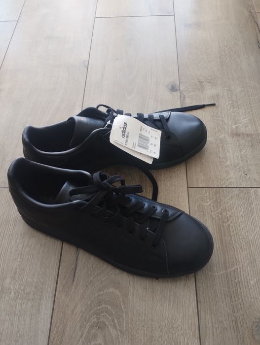 Кроссовки Адидас