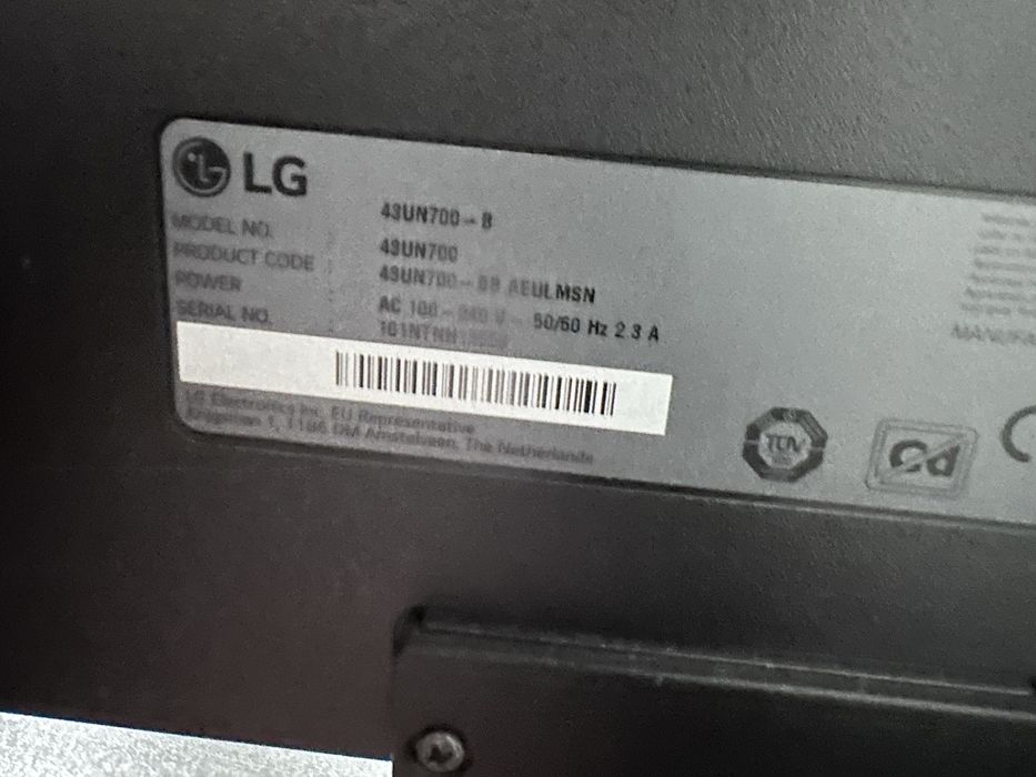 LG 43” 4K Monitor 43UN700-B IPS