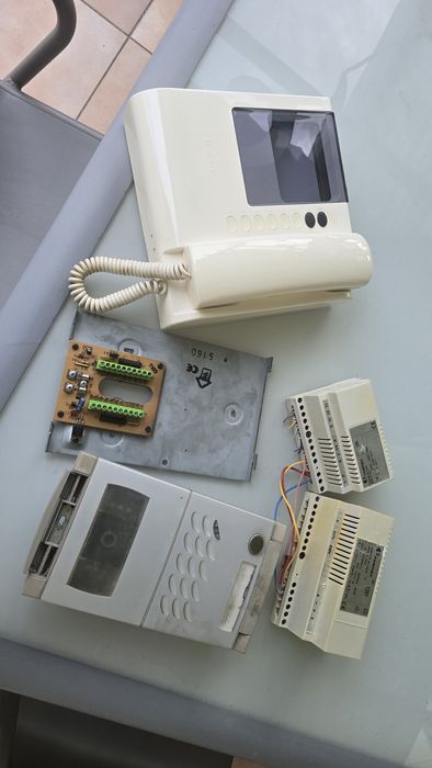 Videoporteiro Farfisa operacional