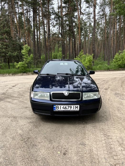 Шкода Октавія 1.6