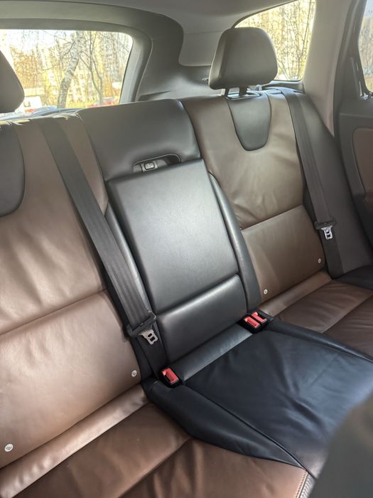 Продам Volvo XC60