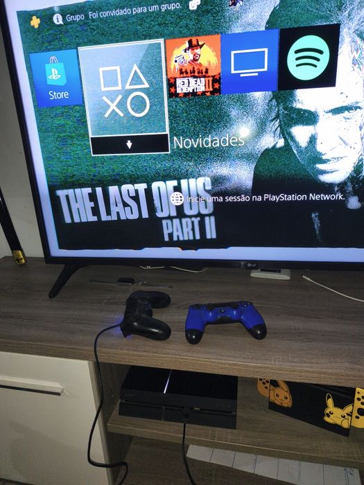 PlayStation 4 + 2 comandos + 11 jogos