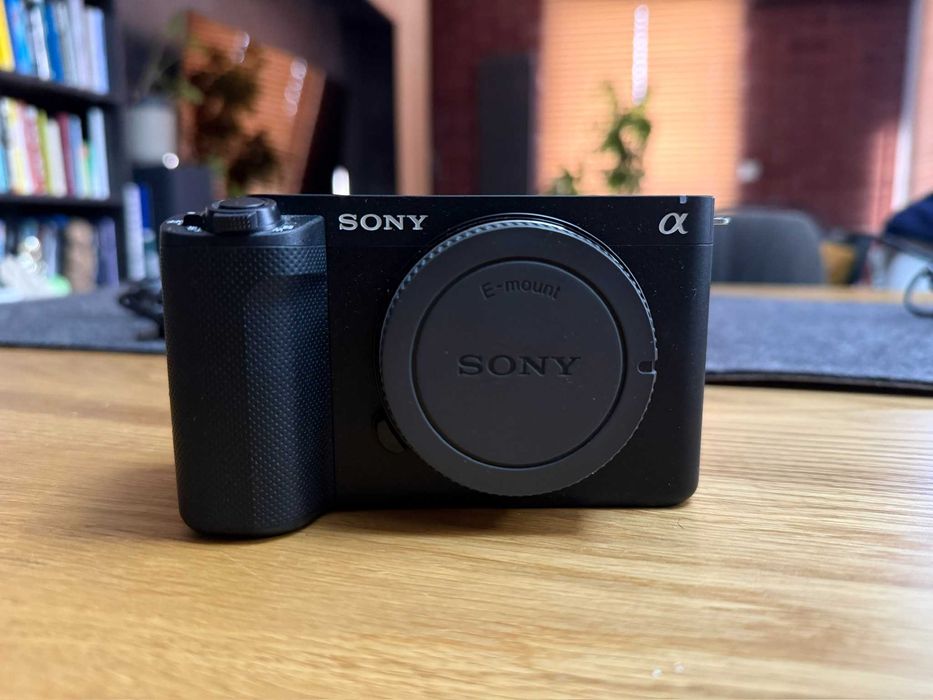 Sony ZV-E1 Full Frame + NP-FZ100 + Ulanzi CU01 + SmallRig Dummy Battery