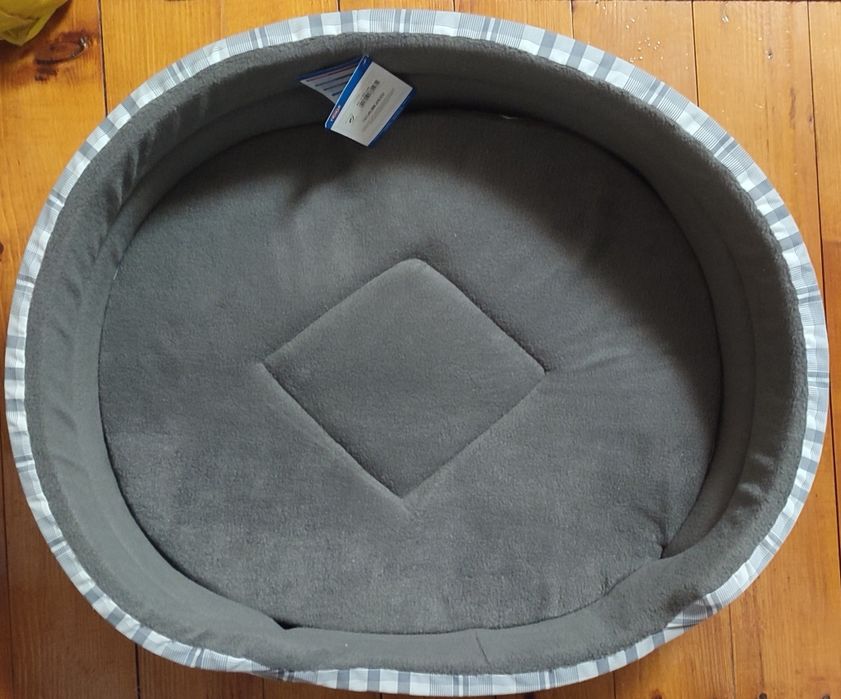 Лежак новий для собак/кішок TRIXIE - Lucky. Розмір: 65*55 см