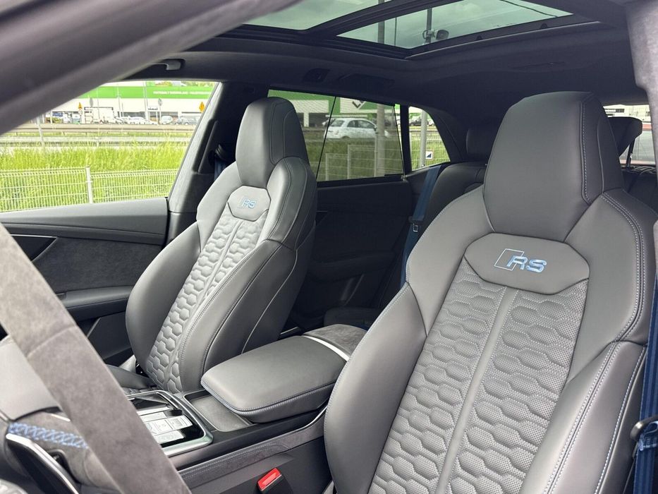 Audi Rs Q8 ||1560||Suv Performance 640 Km Tiptronic