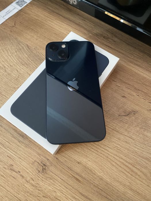 Продам Iphone 13/128