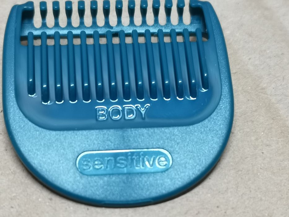Do golenia Gillette Intimate Hair trimmer i3