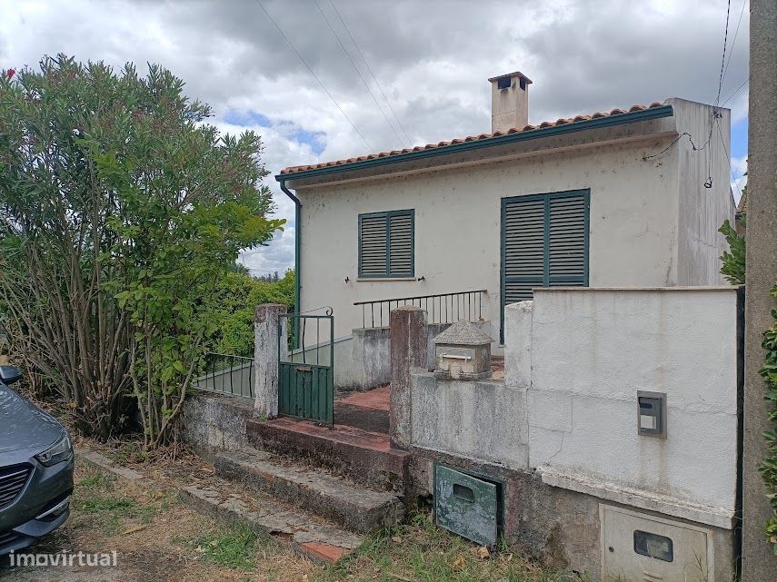 Moradia T3 Geminada, São Facundo, a poucos minutos de Coimbra — Antuzede E Vil De Matos, Coimbra