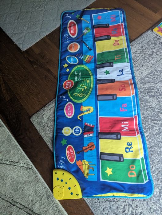 PLAY TIVE Muzyczne pianinko składane z bateriami