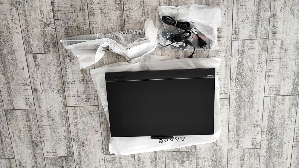LENOVO ThinkCentre TIO24 Gen 5 23.8inch Touch