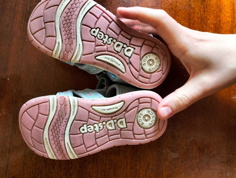 Босоніжки дитячі d.d.step. Сандалі