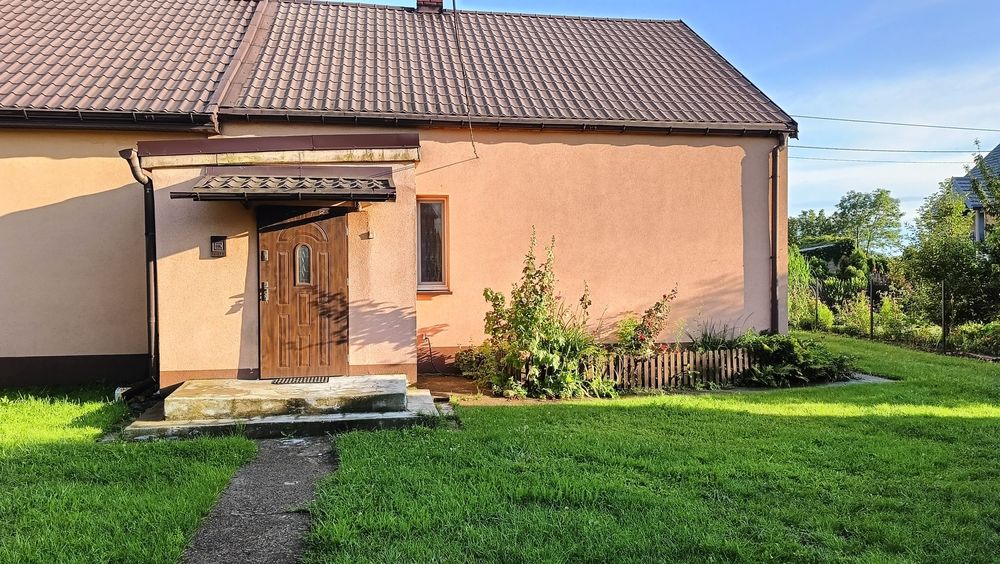 Sprzedam dom z budynkiem gospodarczym