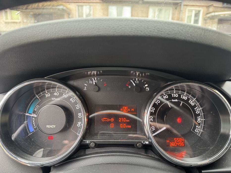 Продам авто пежо 3008