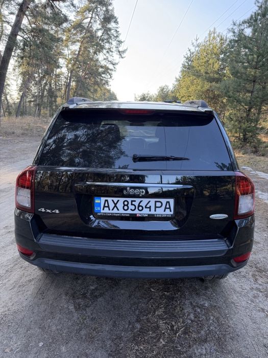 Продам Jeep Compass