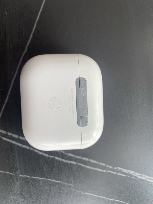 Продам Air Pods 3 оргінал, трошки з царапинами