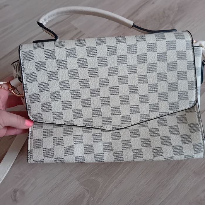 Nowa torebka biała w kratkę prezent