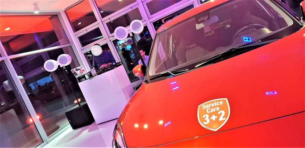 wynajem nagłośnienia Void Acoustics oraz odtwarzaczy dla DJa