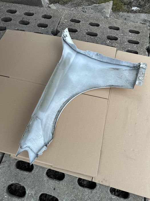 Błotnik Lewy Mercedes W222 S6.3 AMG Biała Perła 799