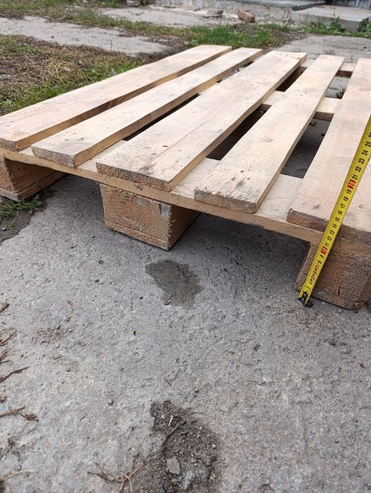 Палети піддони                 і