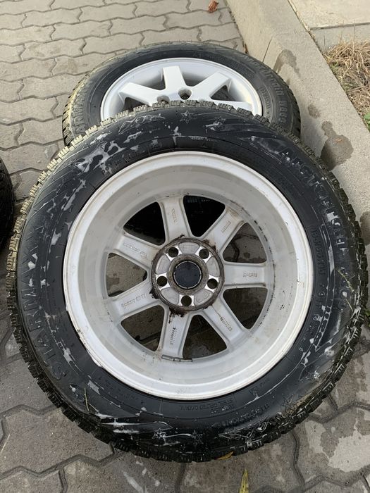 Нова гума з титанами