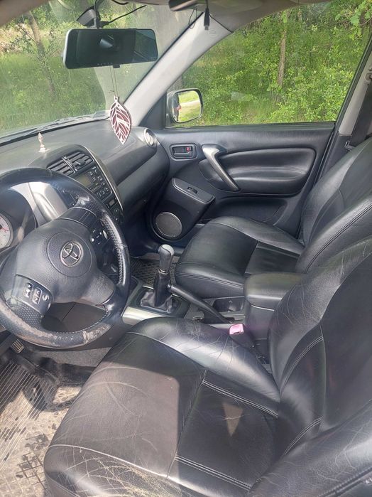 Sprzedam TOYOTA RAV 4