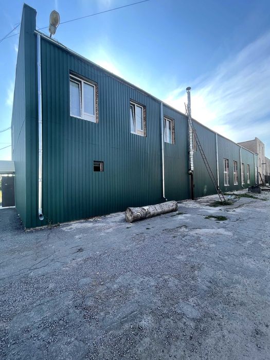 Комплекс виробничих приміщень (завод) в місті Умань Черкаської області