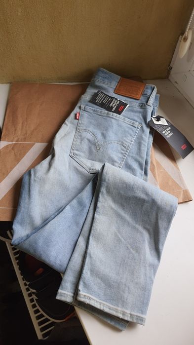 Джинсы скинни Levis 28 M 29 L