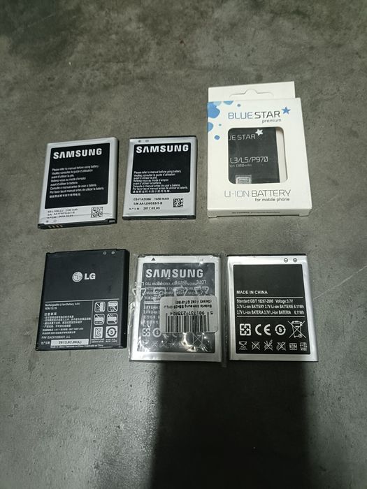 50 sztuk nowych baterii do telefonów,  cena za całość