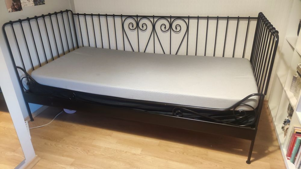 Metalowa rama łóżka IKEA 90x200 + dodatki.