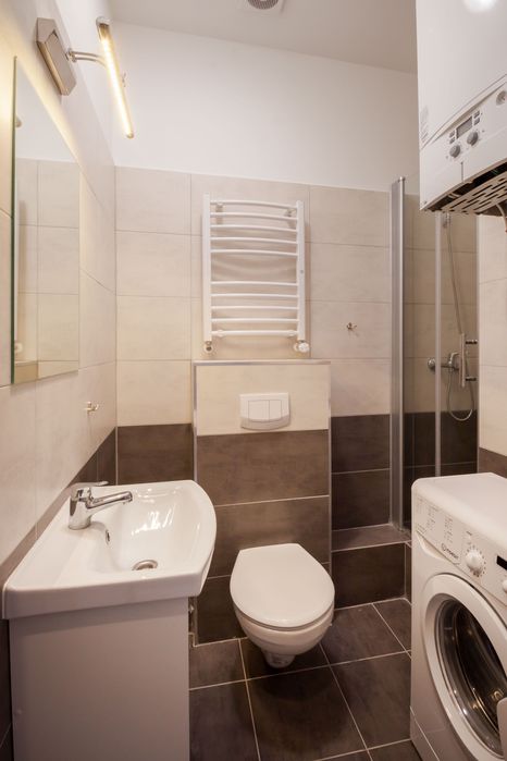 Pokój 1-os. w mieszkaniu damskim, ul. Śląska 24, blisko Galaxy