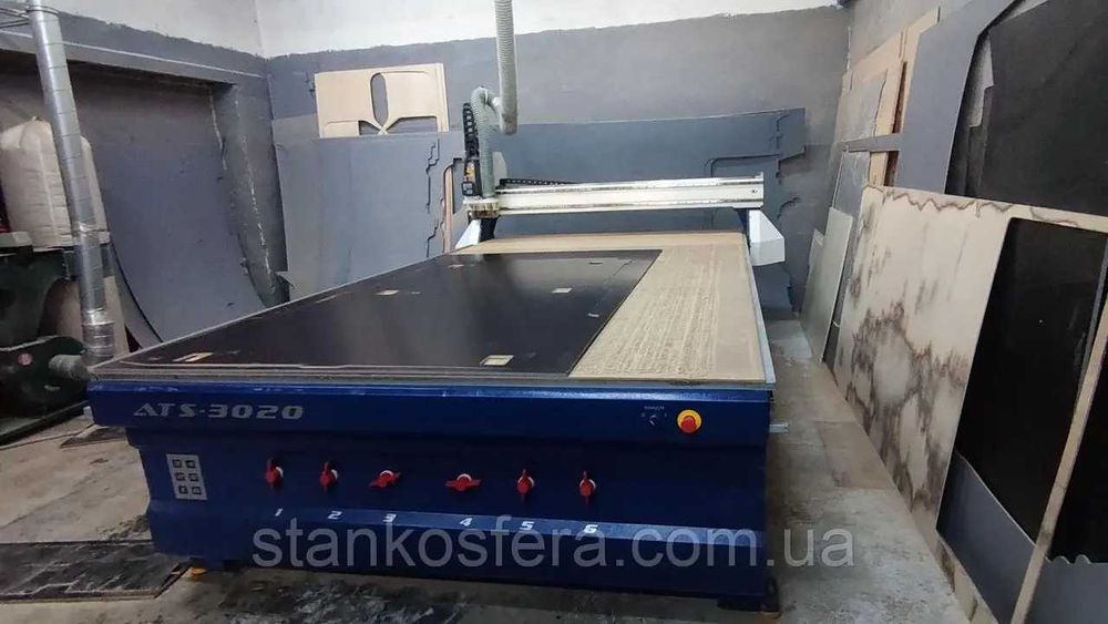 Фрезерний станок с ЧПУ б/у ATS-3020 з вакуумним столом 3*2 та 4,3*2 м
