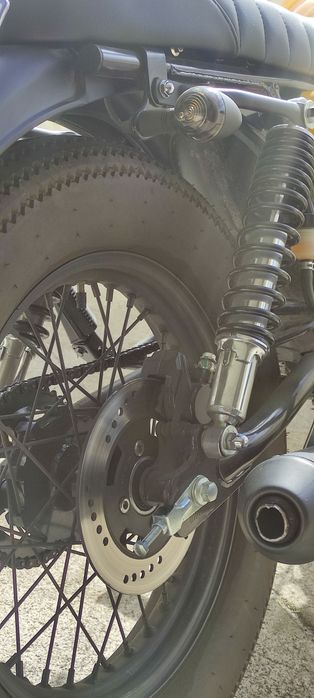 Mash Seventy Five 125cc, de 2022, como nova