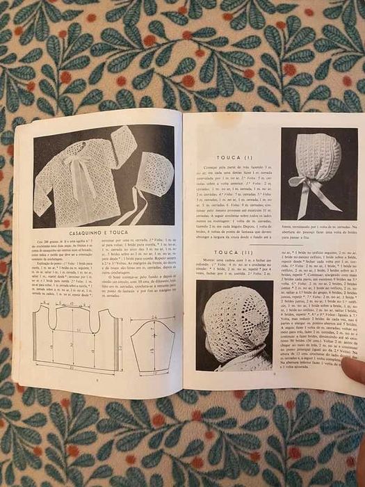 Revista vintage de crochet para bebé
