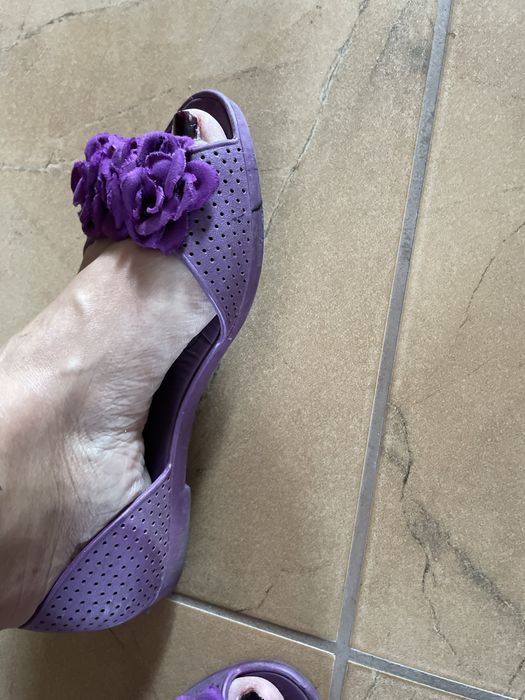 Gumowe sandałki fioletowe balerinki Bassino 37